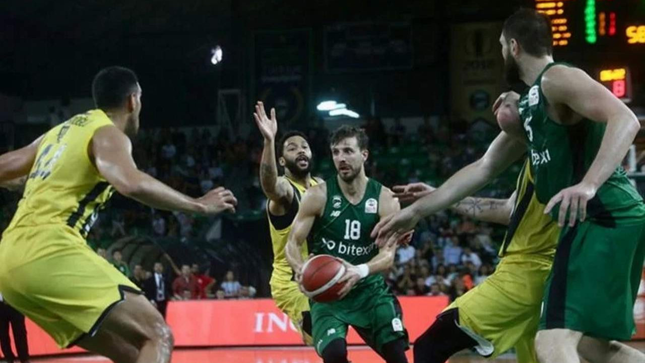 ING Basketbol Süper Ligi'nde ilk finalist belli oldu