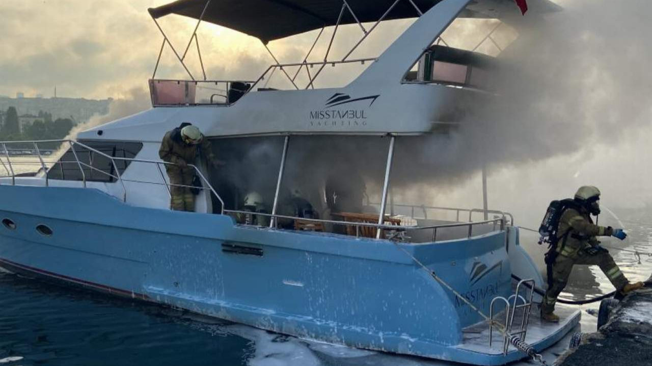 İstanbul'da tekne yangını! Evli 2 kişi son anda kurtuldu