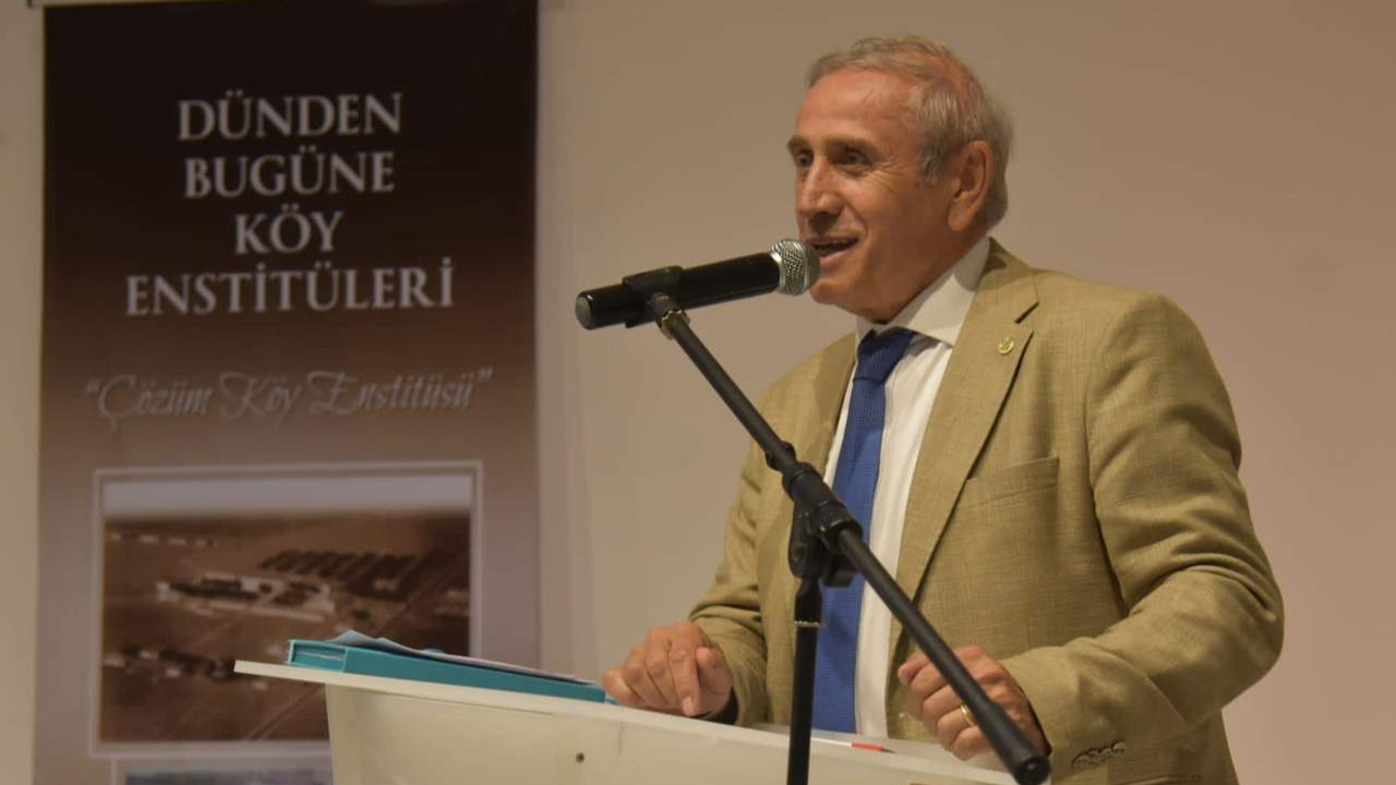 CHP'li Yıldırım Kaya'nın Türkiye'nin ''milli'' eğitim projesi Köy Enstitüleri ziyaretleri sürüyor