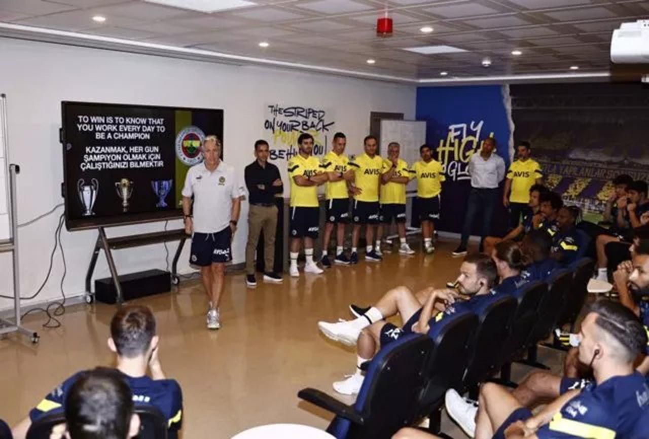 Jorge Jesus ipi çekti: İşte Fenerbahçe'de istemediği 9 futbolcu - Resim: 2