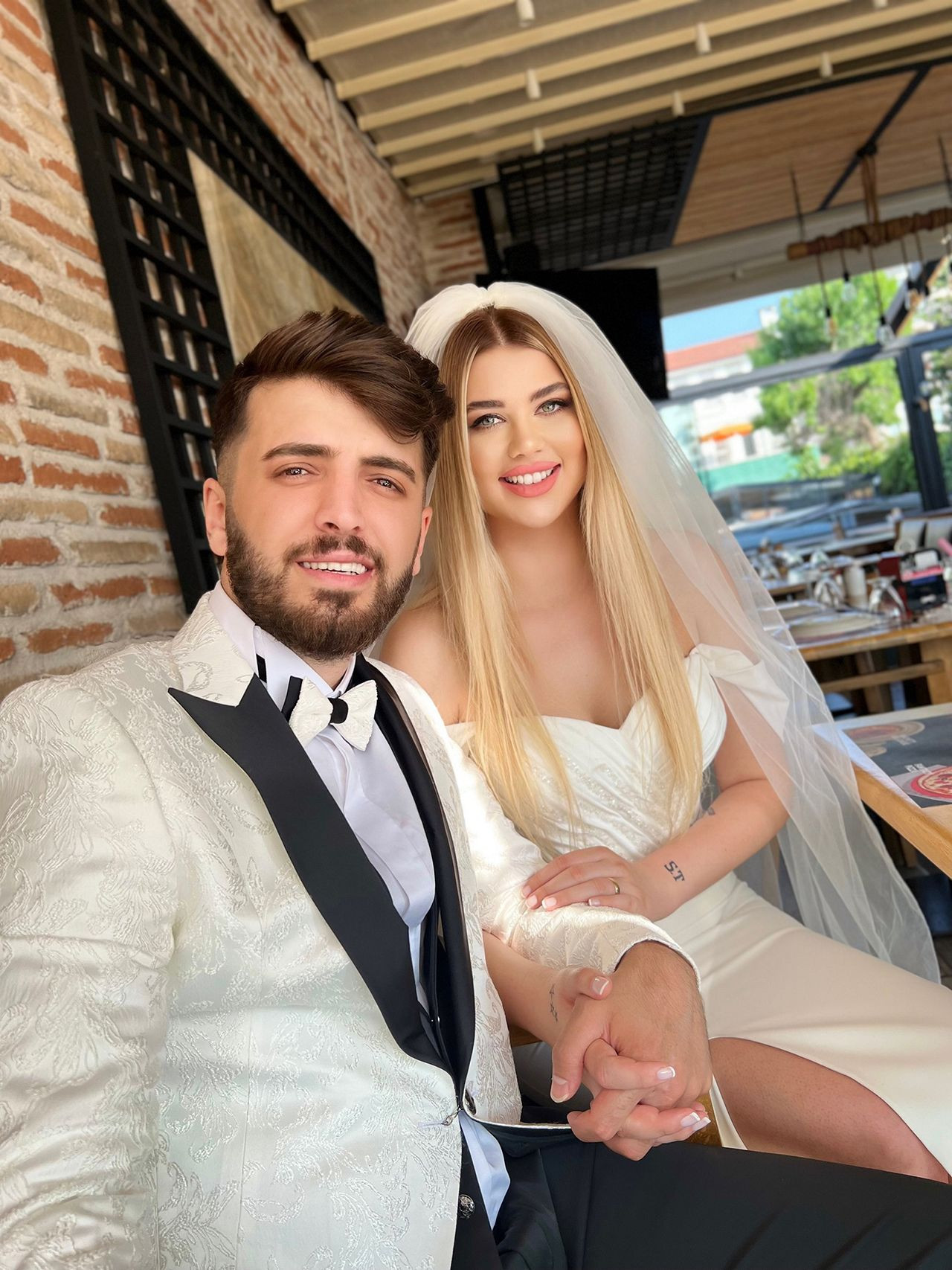 Güzel oyuncu sosyal medya fenomeniyle evlendi - Resim: 4