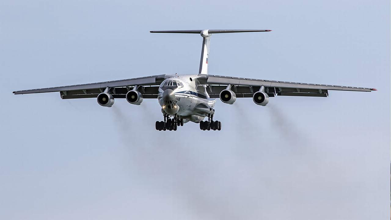 Rusya'da uçak kazası: 4 ölü, 5 yaralı