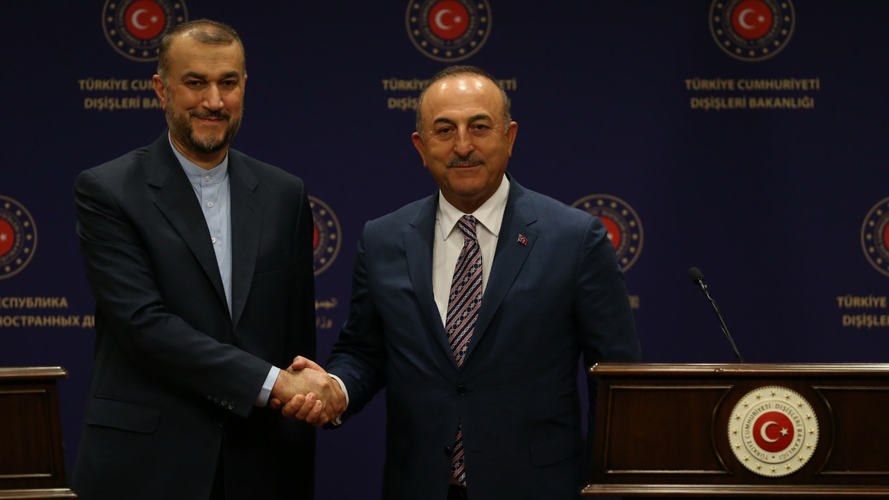 Bakan Çavuşoğlu: Karşılıklı ziyaretlere ivme kazandırmak istiyoruz