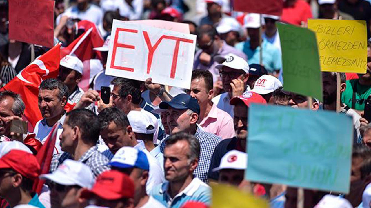 Beştepe'de EYT zirvesi! Erdoğan Bakan Nebati ve Bakan Bilgin'i kabul etti