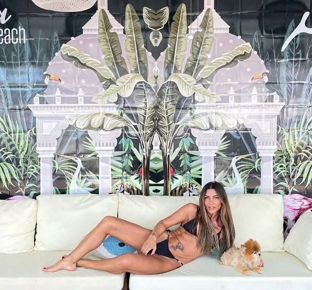 Selen Görgüzel tatilde: Fit vücuduyla dikkat çekti - Resim: 4
