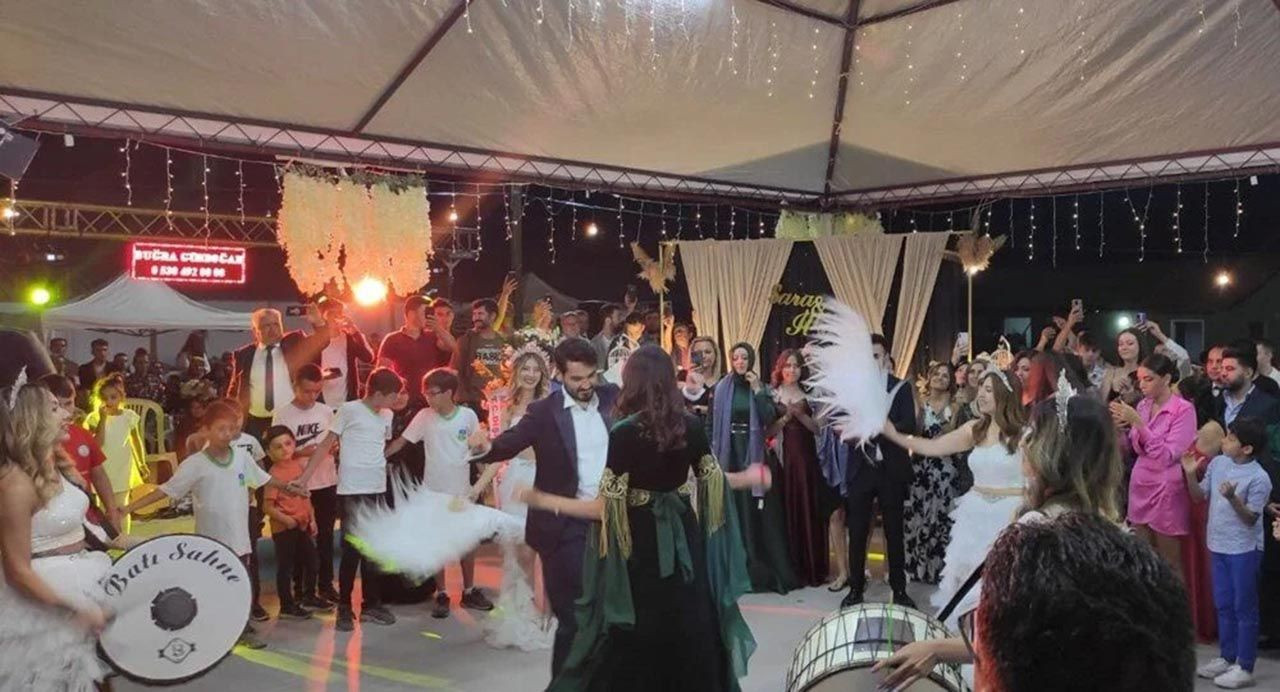 İlkay Gündoğan Balıkesir'de düğün yaptı! Faslı gelinin tavırları olay oldu - Resim: 2