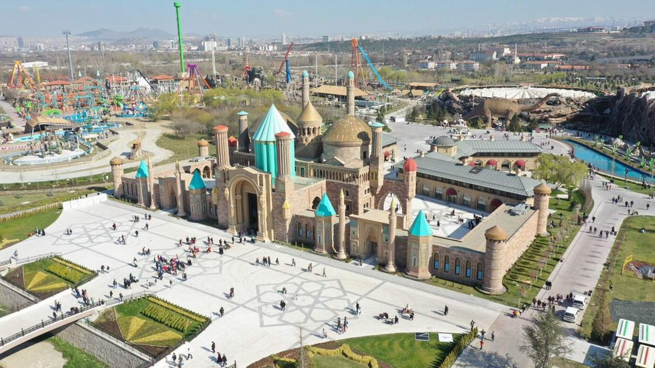 Ankara kazandı, Türkiye kazandı! Müjdeyi Mansur Yavaş verdi