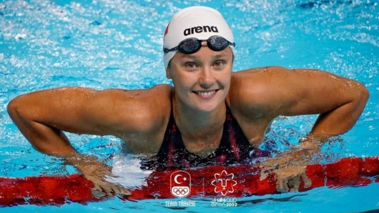 Milli yüzücüden Akdeniz Oyunları'nda altın madalya