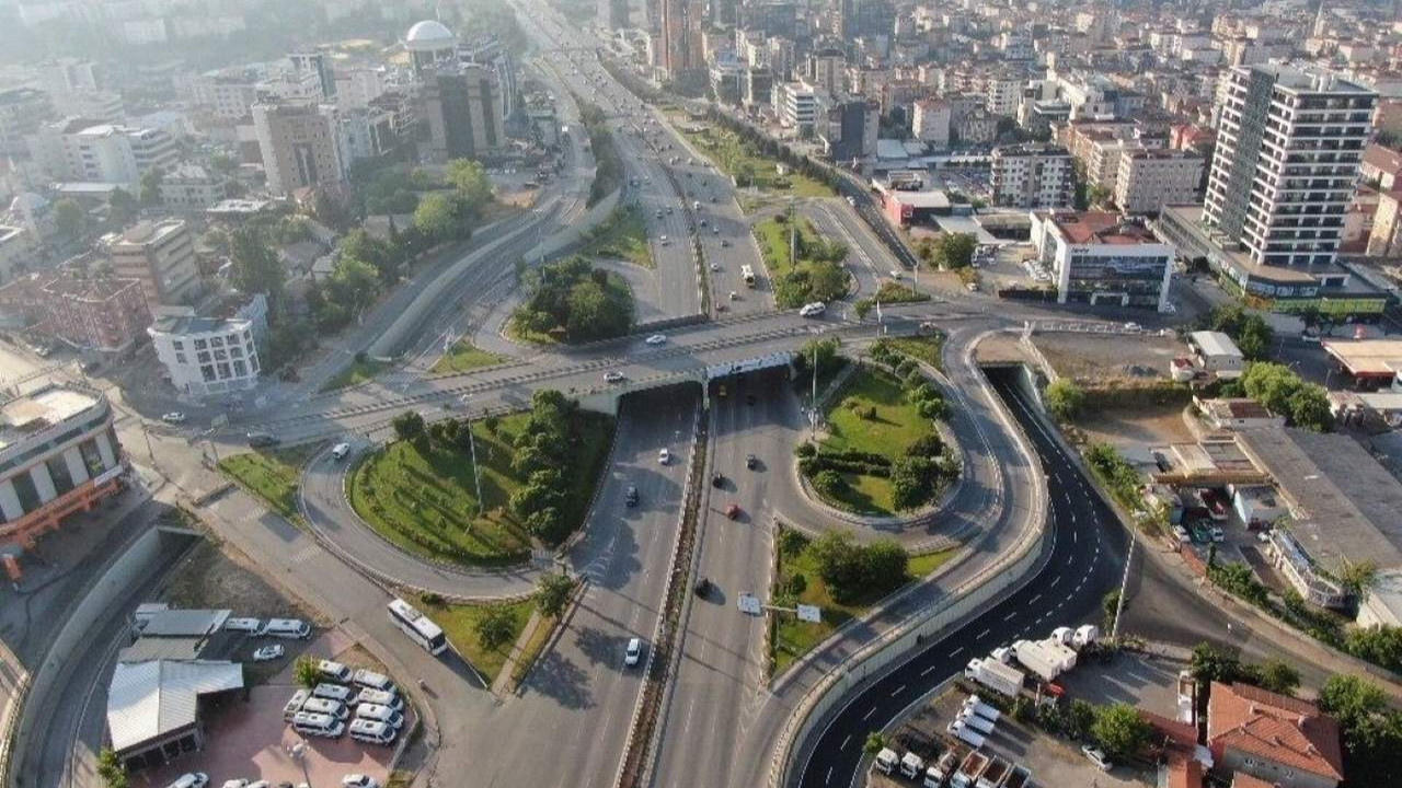 İstanbul'da ''trafik'' bayramı başladı! İn, cin top oynuyor!