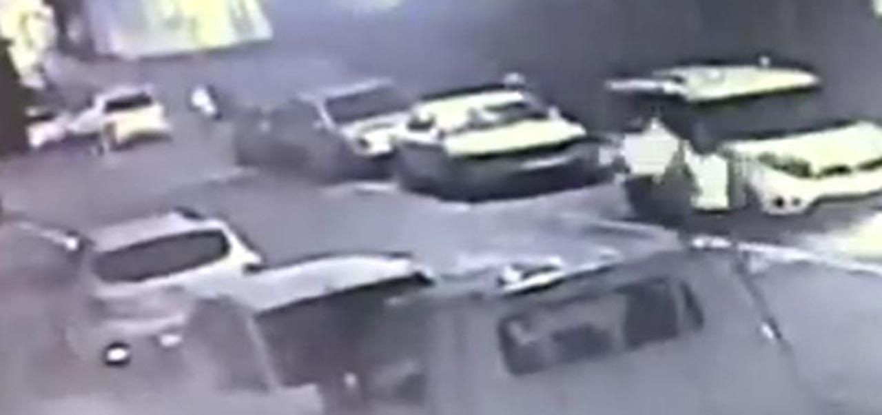 Bağcılar Meksika'ya döndü: Uyuşturucu çeteleri arasında kalaşnikoflu çatışma - Resim: 3