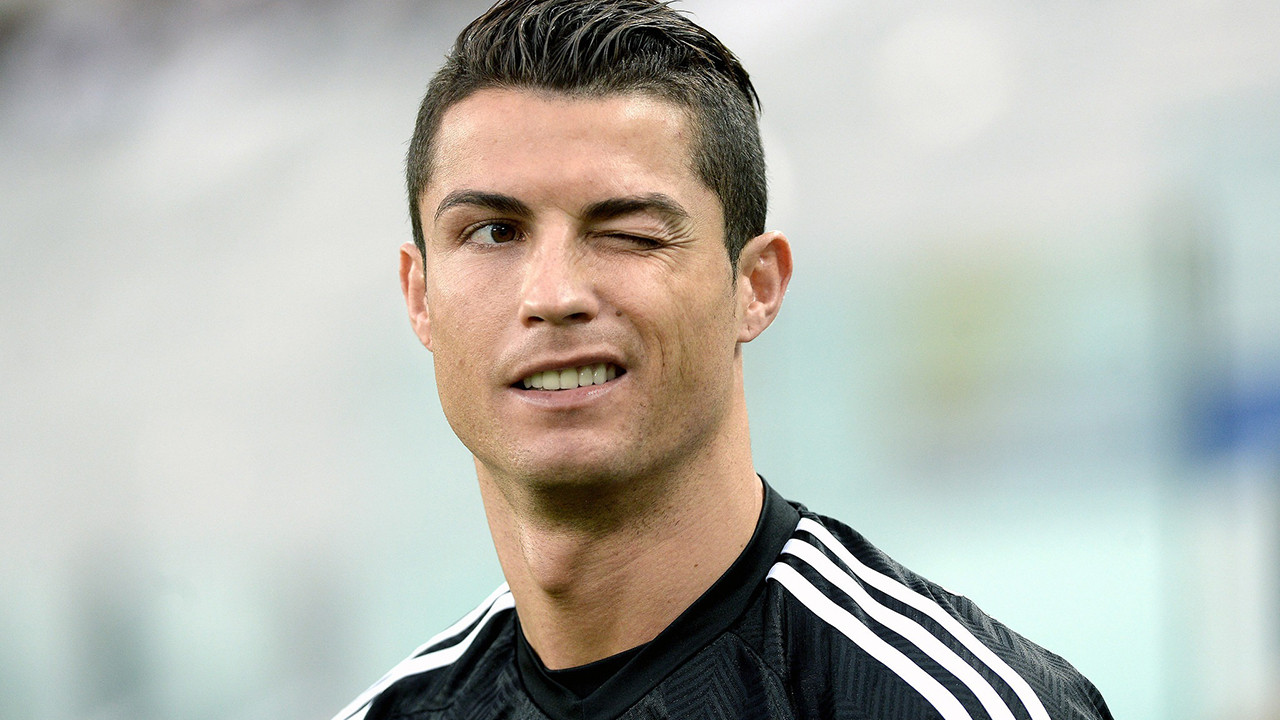 Yeşil sahalarda deprem! Ronaldo'dan sürpriz imza