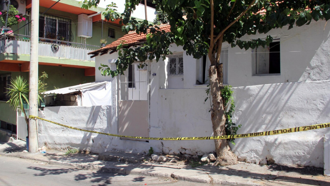 Kızının evini pompalı tüfekle basan adam dehşet saçtı