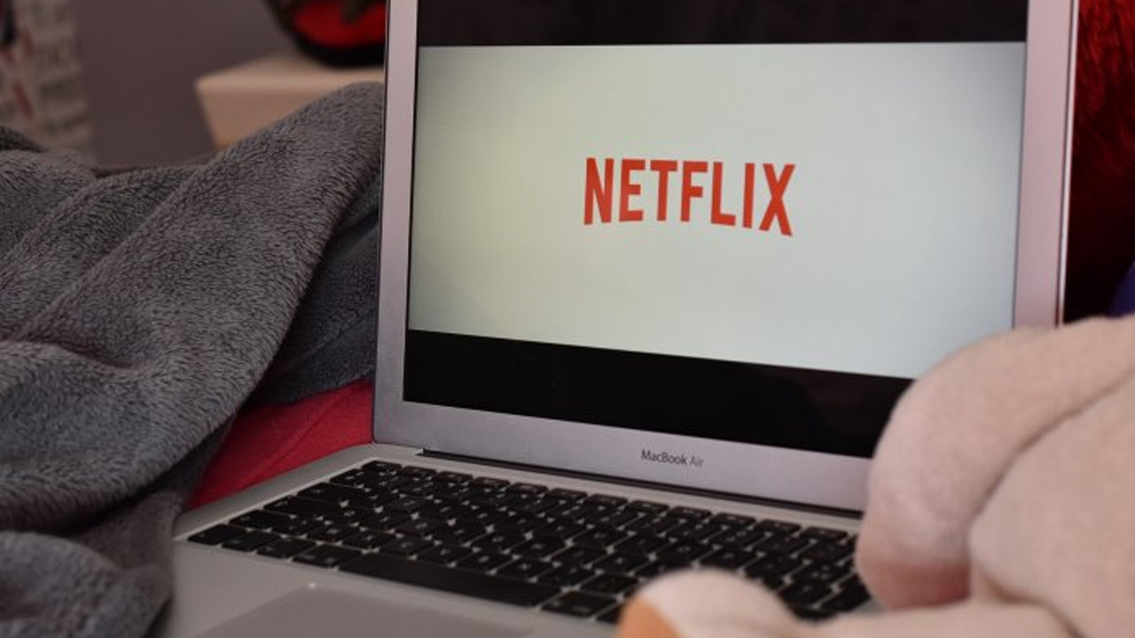 1 milyon abone daha kaybeden Netflix'ten hesap paylaşımına sınırlama