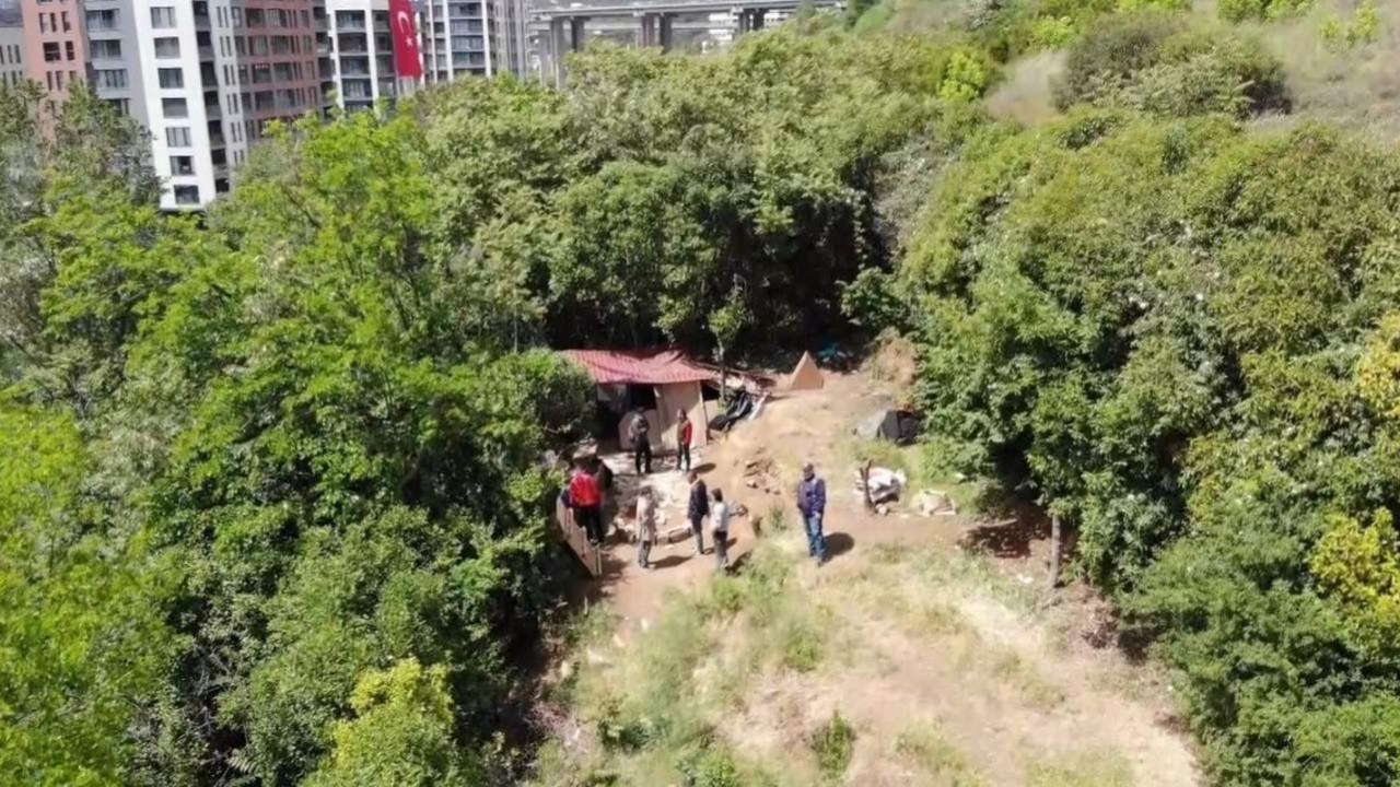 İstanbul'da okul karşısına dükkan açan torbacı yakalandı