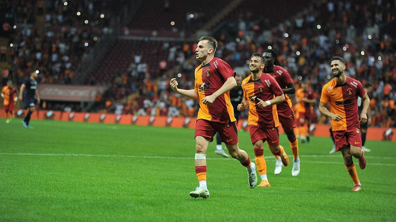 Galatasaray, Kasımpaşa'yı 2 golle geçti