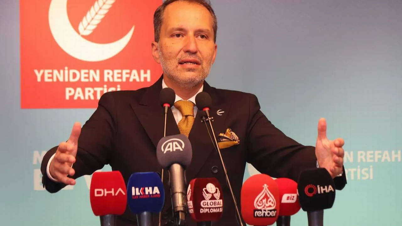 Yeniden Refah Partisi'nde ''Cumhur'' istifası