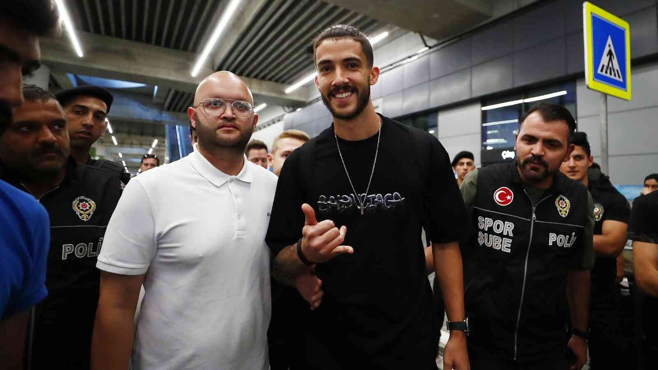 Fenerbahçe’nin yeni transferi İstanbul'a geldi