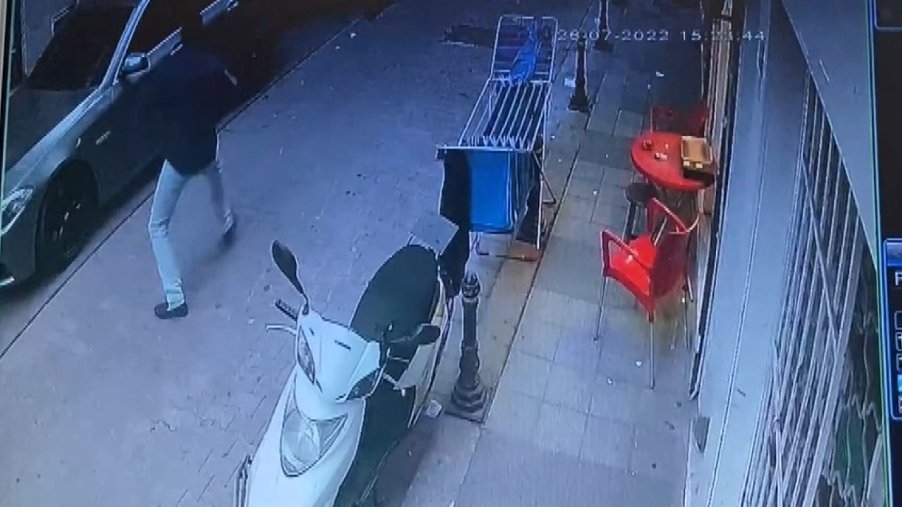 İstanbul Teksas'a döndü! Av tüfekli çatışma kamerada