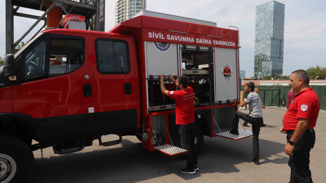 Kartal Belediyesi Arama Kurtarma Ekibi Yeni Araç İle Daha Donanımlı