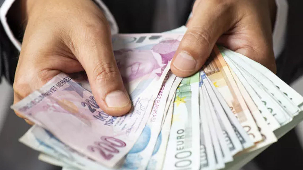 209 bin Sağlık Bakanlığı işçilerine pandemi yardımı hesaplara yatmaya başladı
