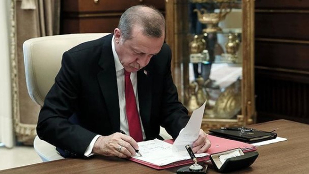 Erdoğan imzaladı; çok sayıda bakanlıkta görevde alma kararları