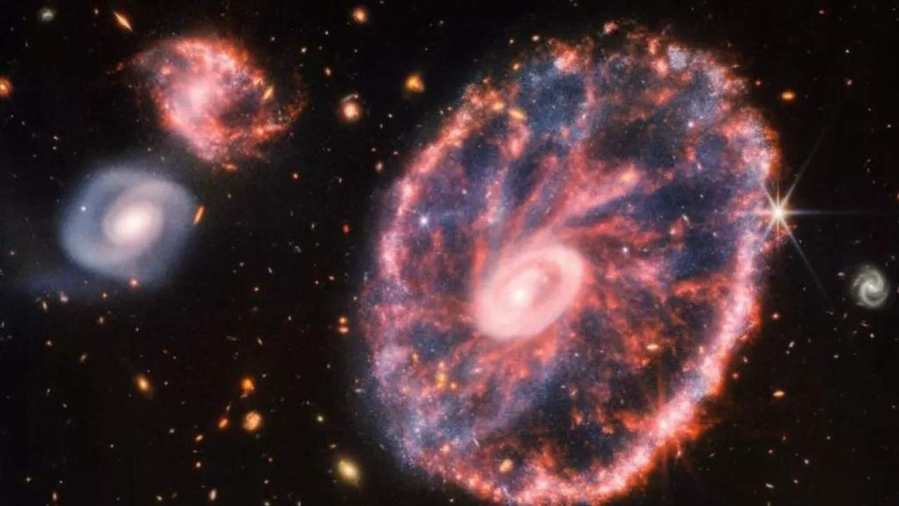 Dünya'dan 500 milyon ışık yılı uzaklıkta büyük keşif