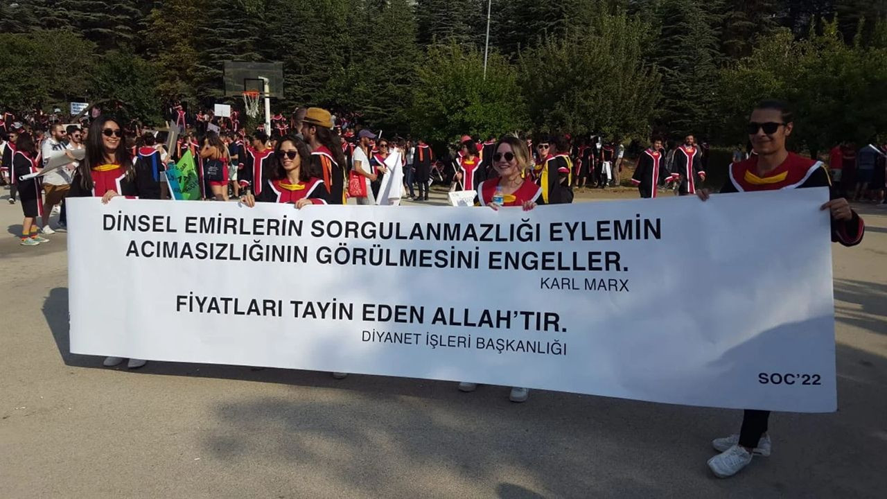 Engellemeler durduramadı, ODTÜ'lüler Devrim'de pankartlarıyla yürüdü - Resim: 2