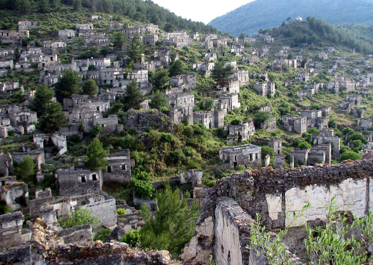 Gizemli tarihiyle şaşırtıyor! İşte Türkiye'nin turizm cennetindeki terk edilmiş hayalet köy - Resim: 4