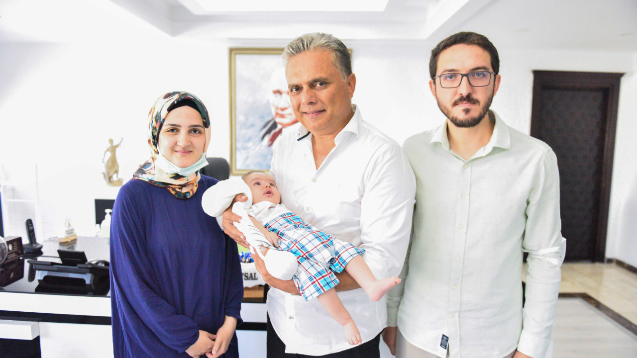 Muratpaşa Belediyesi'nden SMA’lı Mehmet Eren bebek için yardım kampanyası