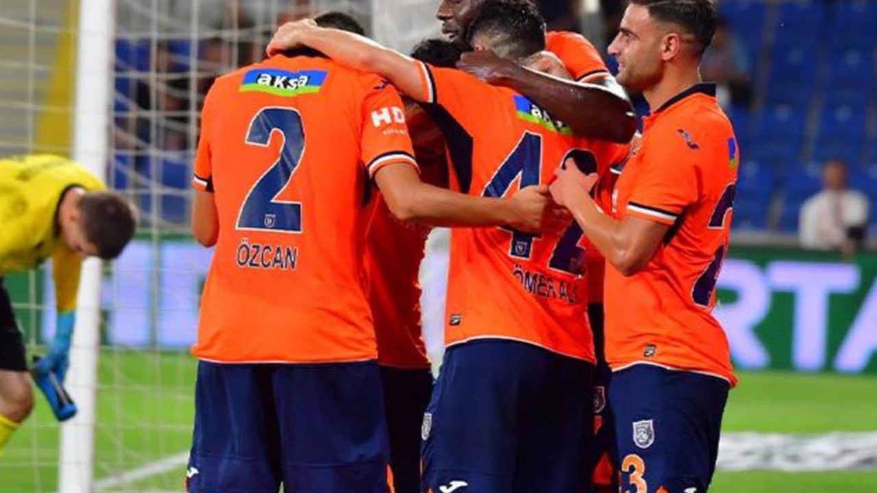 Başakşehir Konferans Ligi play-off turuna kaldı