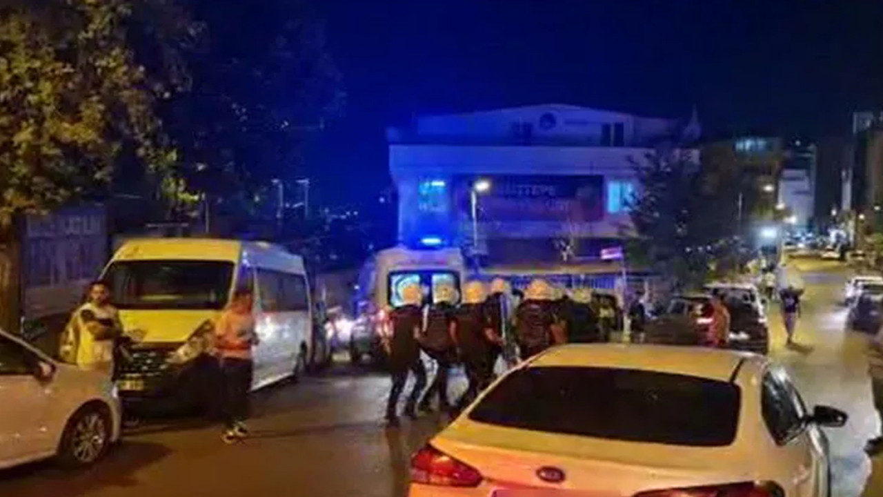 İstanbul'da hareketli dakikalar! Silahlı kavgaya müdahale: 2 polis çok sayıda yaralı var