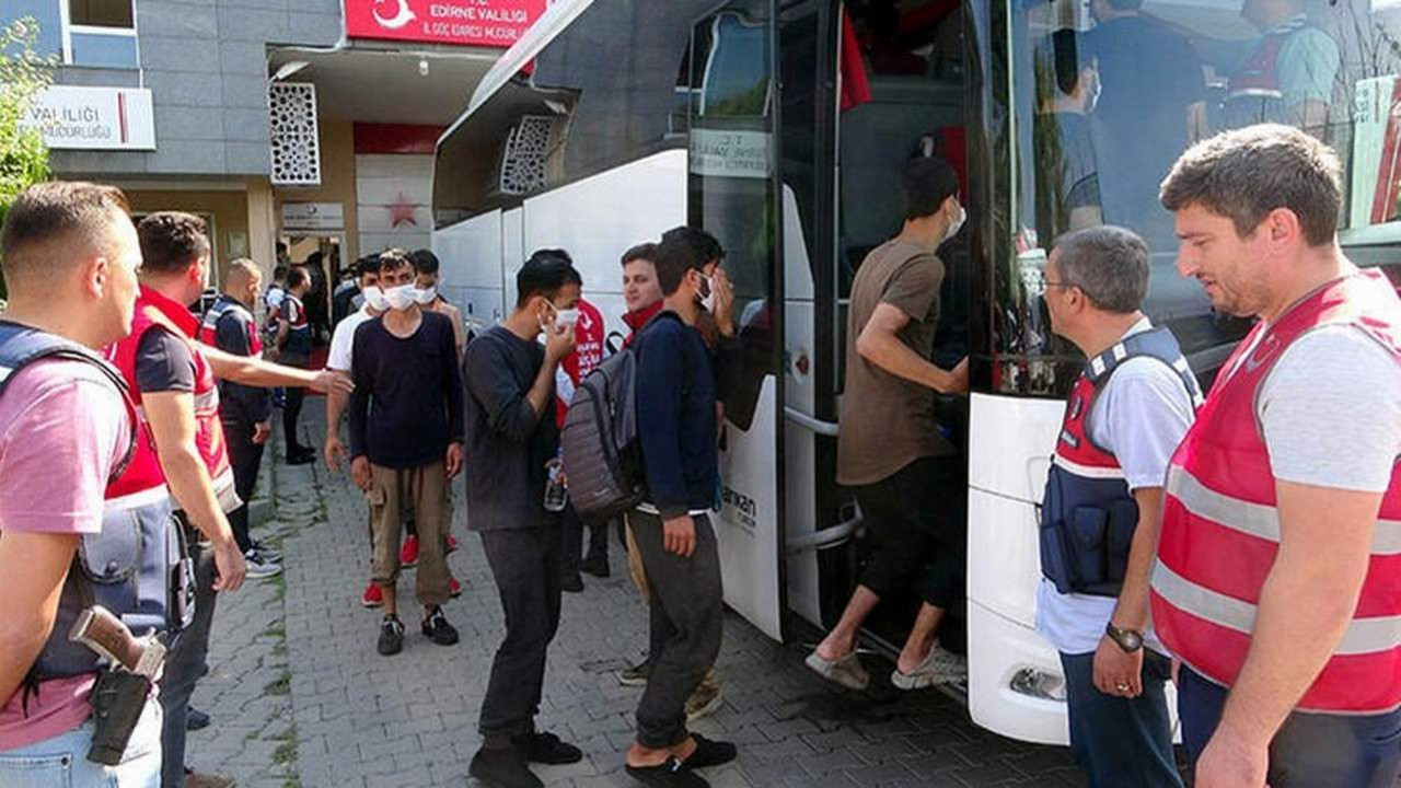 Türkiye'ye girmeyi başaran 110 kaçak Afgan daha yakalandı