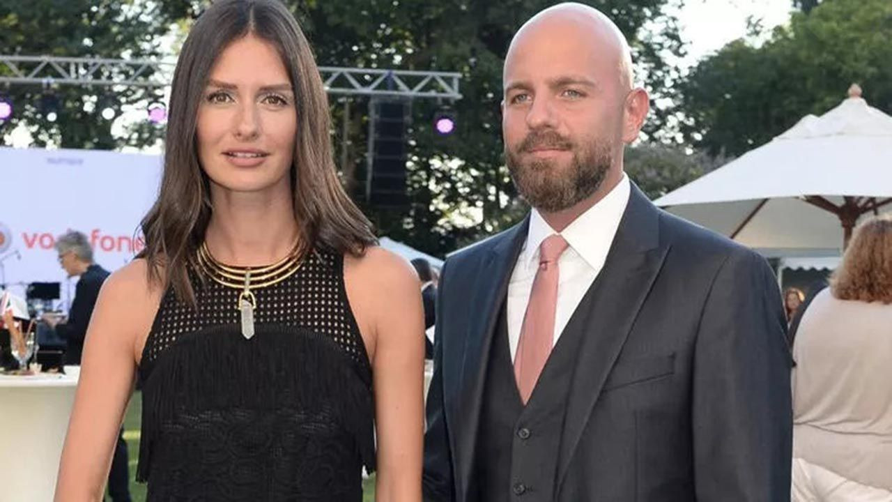 Yasemin Özilhan'dan boşanma iddialarına fotoğraflı yanıt - Resim: 1