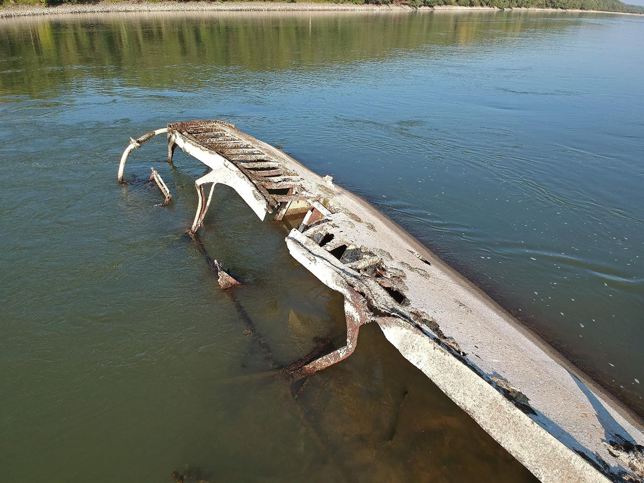 Tuna Nehri'nde 2. Dünya Savaşı'nda batan gemi bulundu - Resim: 1