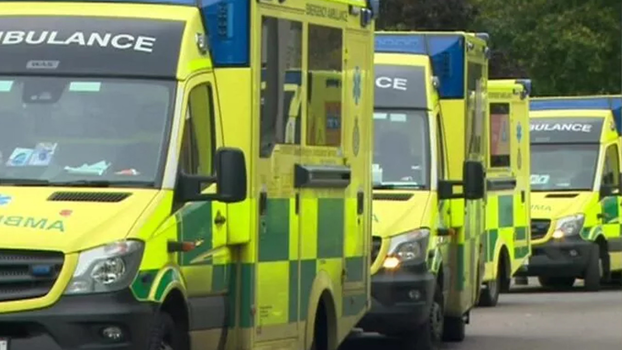 90 yaşında bir kadın 40 saat ambulans, 20 saat sedye bekledi