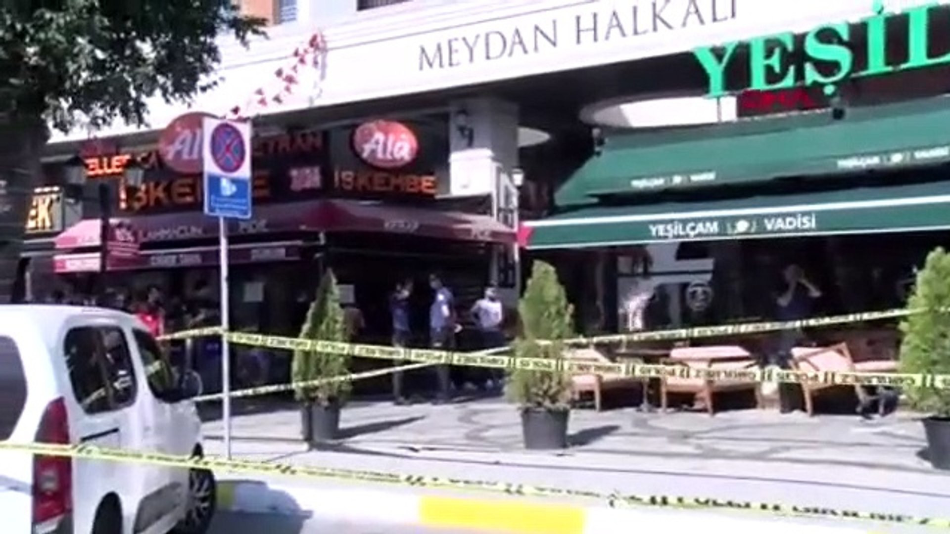 İstanbul'dalüks sitede kira zammı savaşı: 13 yaralı, 8 gözaltı var