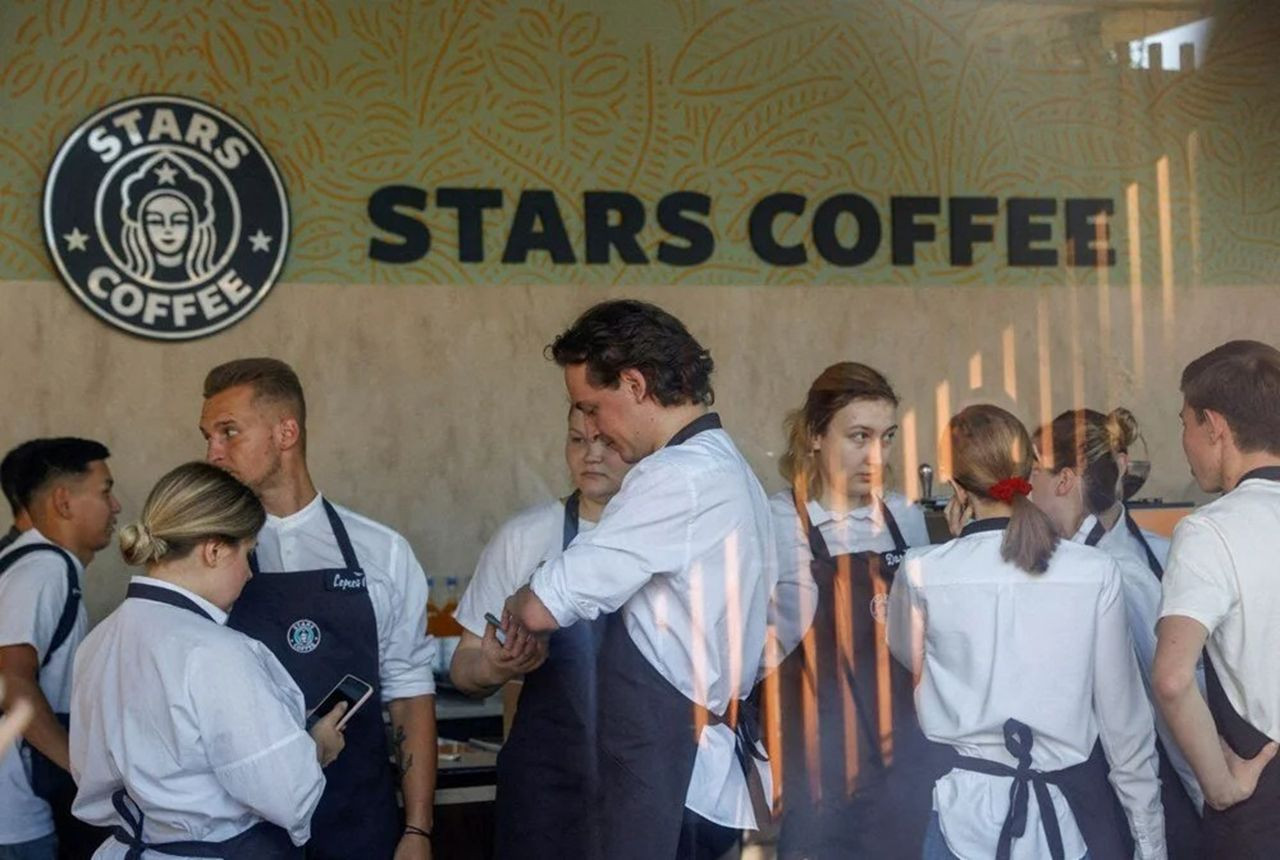 Starbucks'tan sürpriz hamle! İsmi de logosu da değişti - Resim: 4