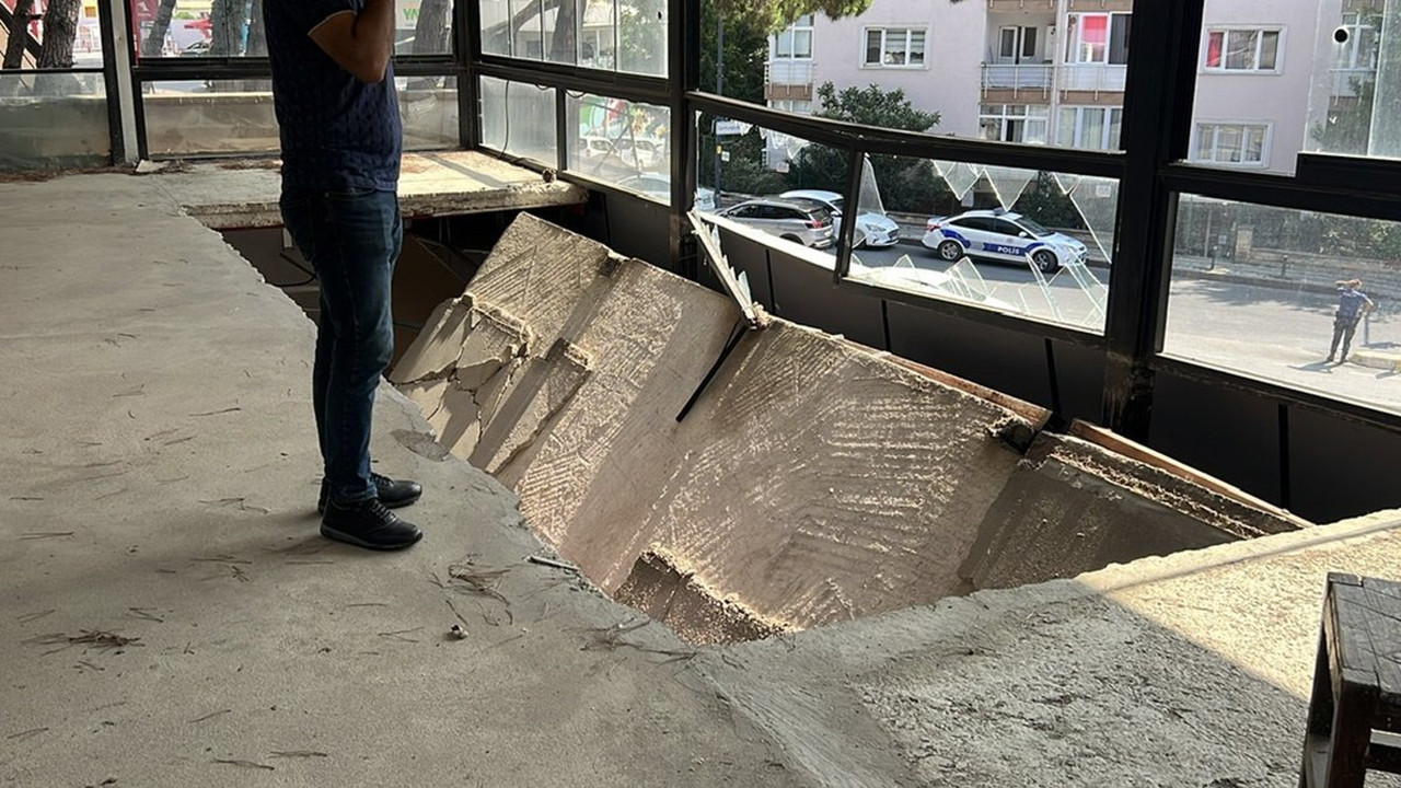 Üsküdar'da bir iş yerinin ikinci katının zemininin çöktü