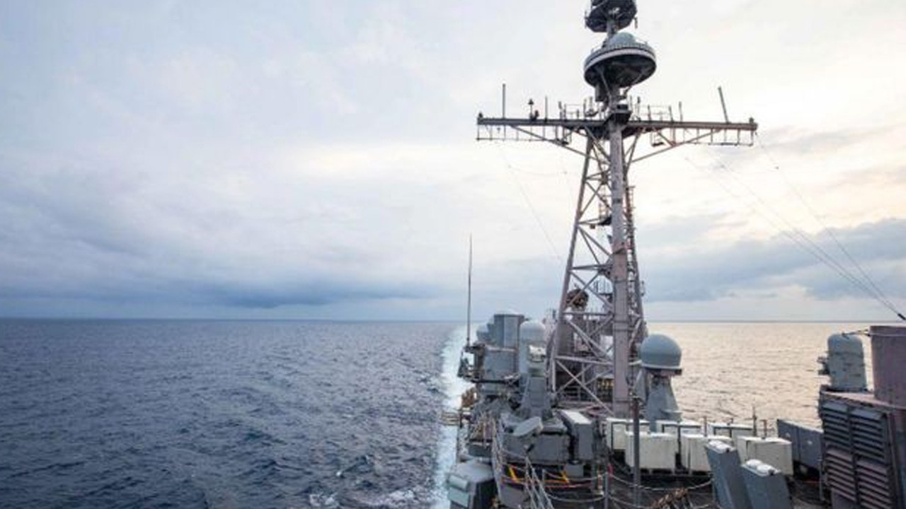 ABD savaş gemileri Çin ordusunu alarma geçirdi