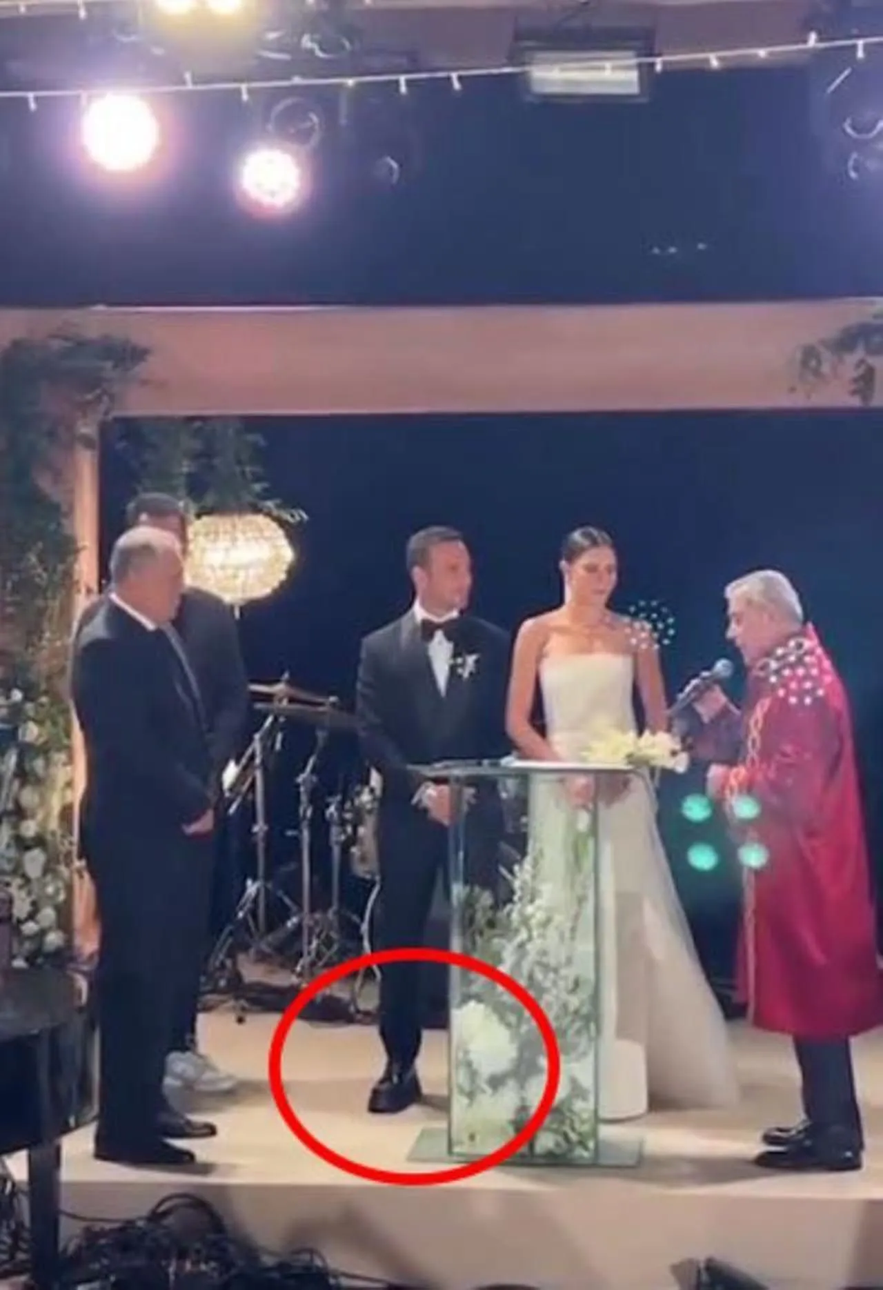 Oğuzhan Koç'un olay olan ayakkabısının fiyatı ortaya çıktı