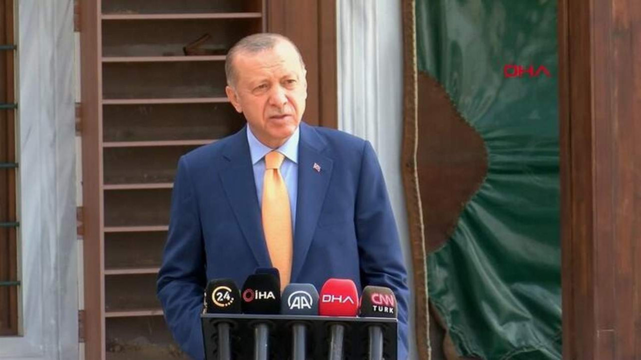 Erdoğan, ''millet o kadar enayi değil'' deyip, Ahmet Şık'ı ''terörist'' ilan etti