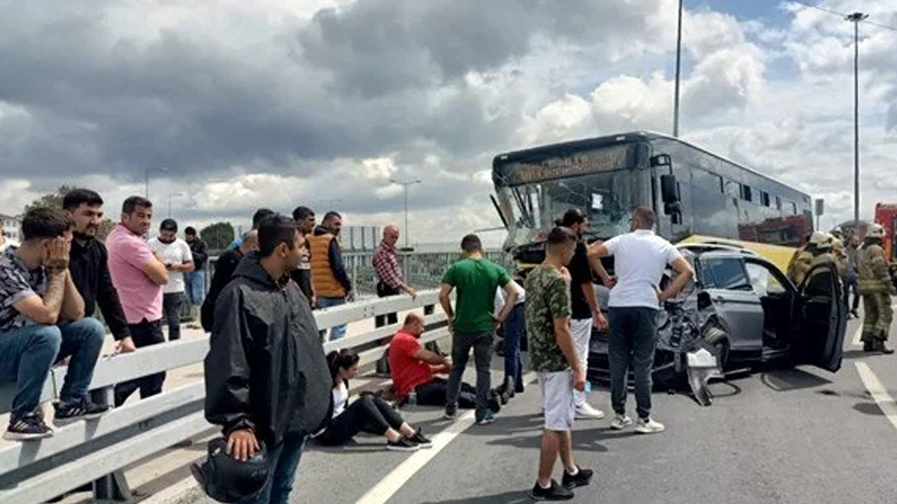 Yenikapı'da İETT otobüsü kaza yaptı: 14 yaralı