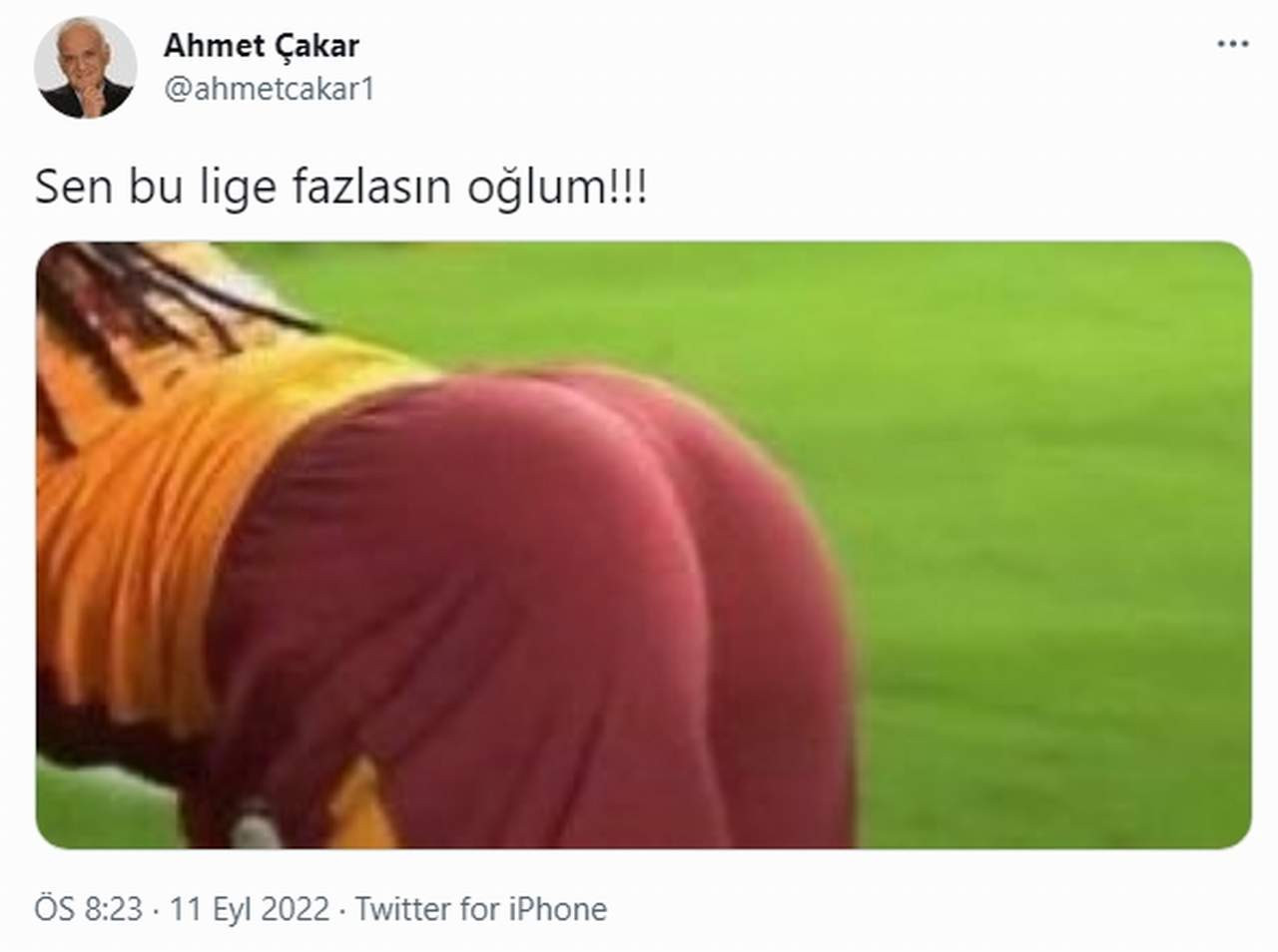 Ahmet Çakar'dan ''Gomis'in poposu'' paylaşımı 