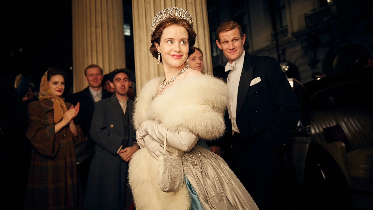 Kraliçe II. Elizabeth'in ölümünün ardından o dizi izlenme rekoruna koşuyor