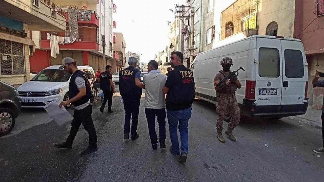 Mersin Büyükşehir çalışanı 10 kişi gözaltına alındı