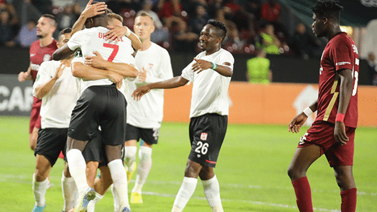 Sivasspor, Cluj'ü deplasmanda yendi