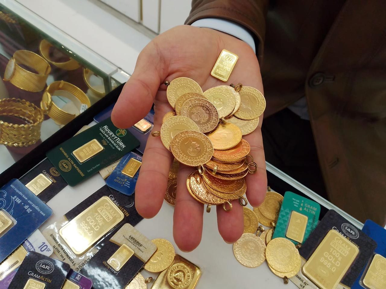 Gram altın 980 liranın altına düştü! Altın yatırımcısının gözü 21 Eylül'de - Resim: 10