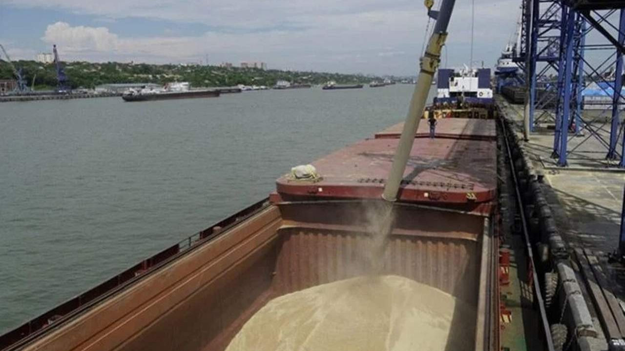 Tahıl sevkiyatı için 9 gemi daha yola çıktı