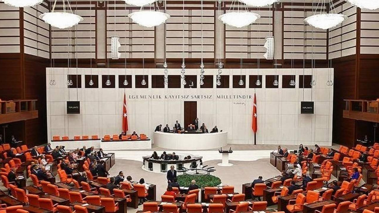 AK Parti ve MHP'den vergi artışı ve zam önergerine ret