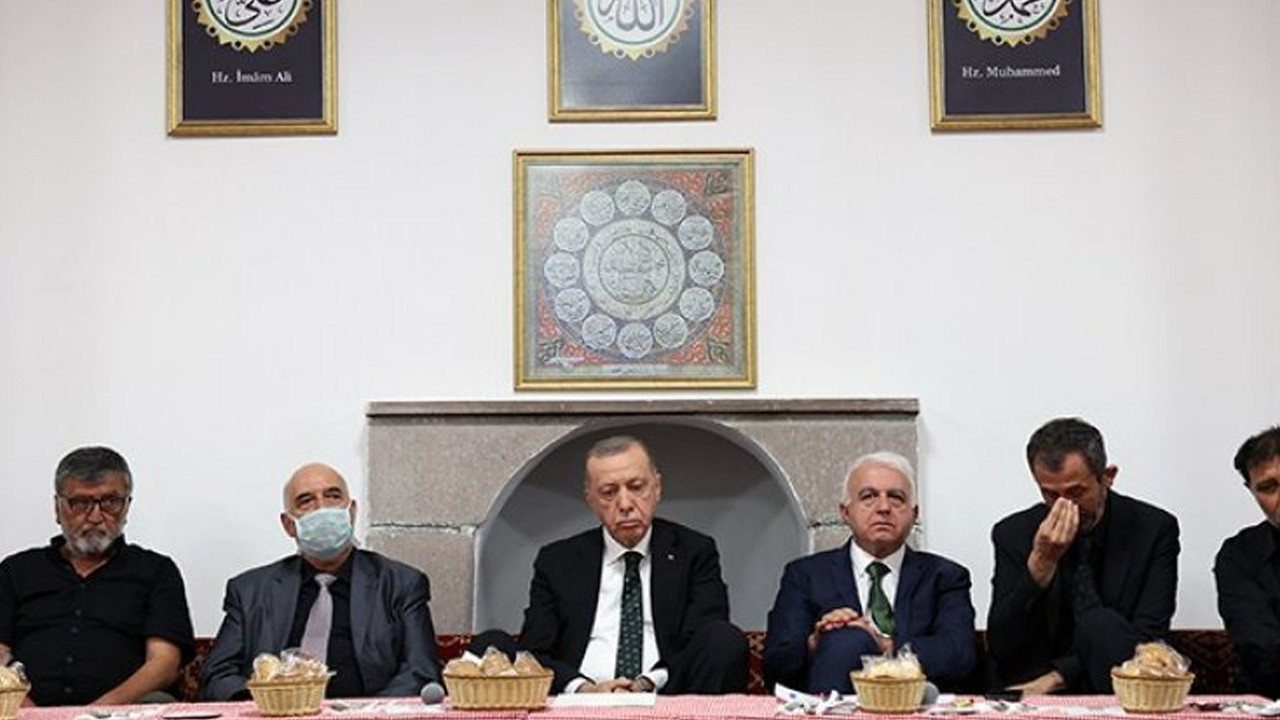 Erdoğan'dan ikinci cemevi ziyareti